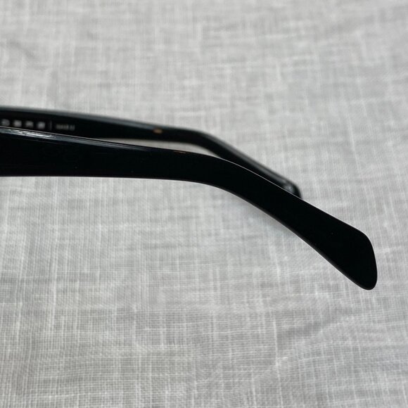 - Frames are in good condition. Arms are intact.  - Without casing. Frames only. - Picture 15 of 16